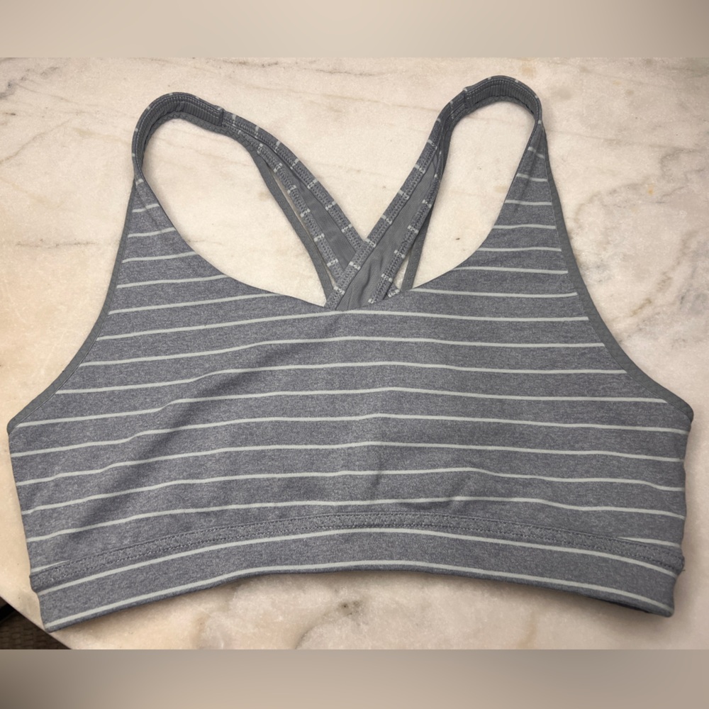 Athleta Gray and White Striped Strappy Back Sports Bra - Medium